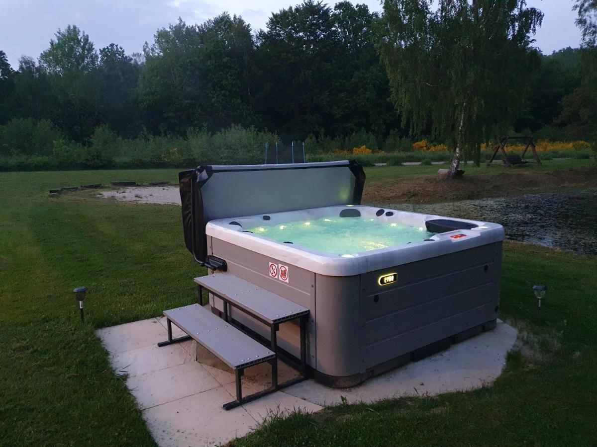Mana Village - Jacuzzi & Sauna Barlomino Ngoại thất bức ảnh